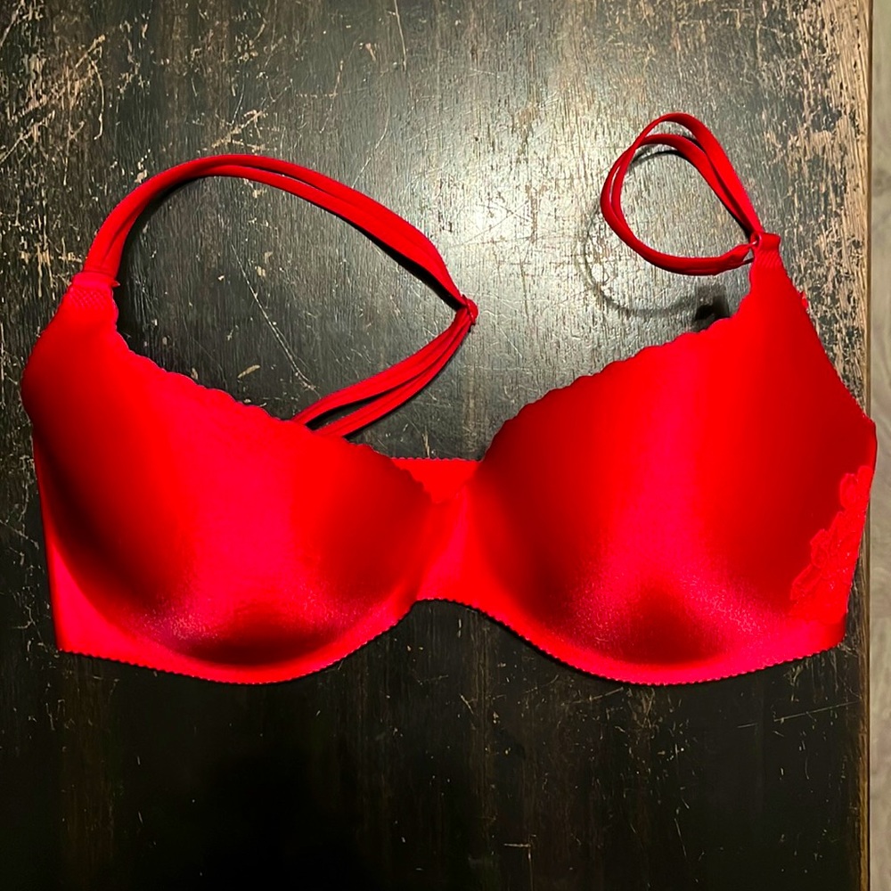 Never worn red Victoria’s Secret - Secret Embrace demi bra. Size 34D.